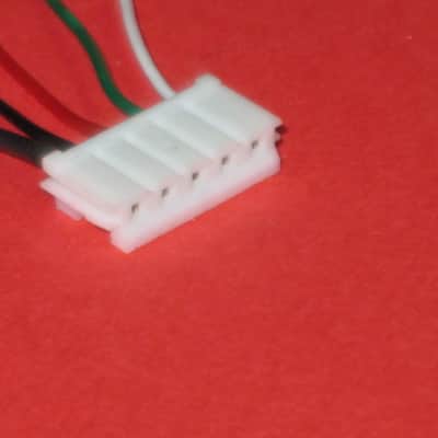 Epiphone Quick Connect End + 5 attached Thin Wires: white, green, red, black, bare, black - 5 pin hole connection (for 4 conductor pup) 2023 - QC End - white hard plastic, length of wires 1 & 1/2" - for 4 conductor pup (NO: pickup, control harness) image 18
