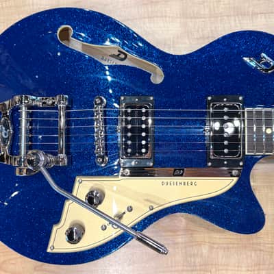 Duesenberg Starplayer TV Semi-Hollow Electric Guitar Blue Sparkle image 4