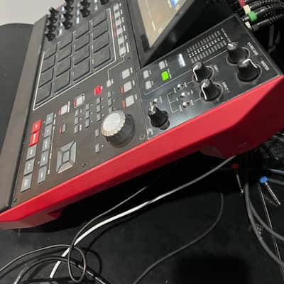 Akai MPC X Standalone Sampler / Sequencer 2017 - Present - Black image 2