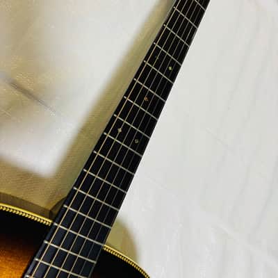 Martin Vintage Series OM-28V sunburst image 12