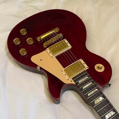 2006 Gibson Les Paul Studio with Gold Hardware - Wine Red Gloss - Free Pro Setup image 3