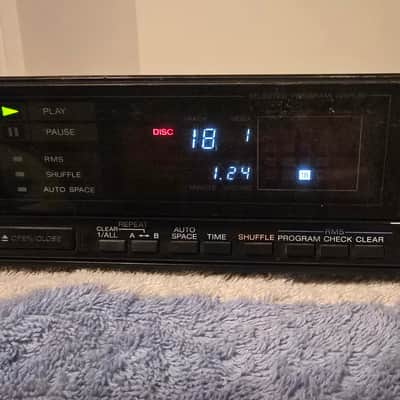 Sony CDP-50 single CD player from 1986! August 1986 - Black image 11