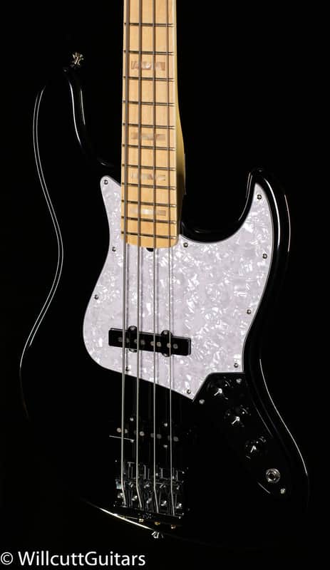 Fender U.S.A. Geddy Lee Jazz Bass Maple Fingerboard Black (522) image 1