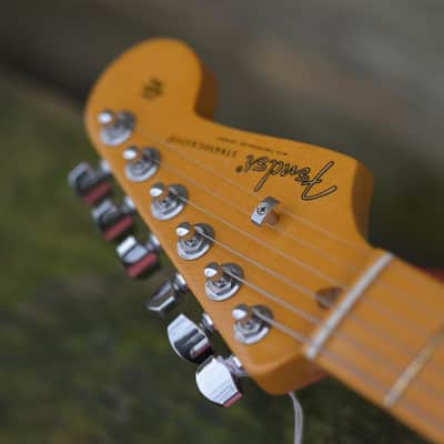 Fender American Ultra Luxe Vintage '50s Stratocaster, Maple Fingerboard - White Blonde image 8