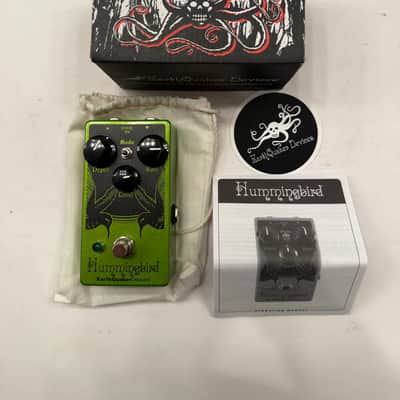 EarthQuaker Devices Hummingbird Repeat Percussions Tremolo Guitar Effect Pedal