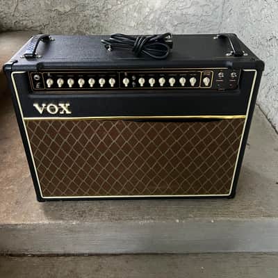 Vox AC50CP2 Classic Plus 2-Channel 50-Watt 2x12" Guitar Combo 2007 - 2009 - Black image 10