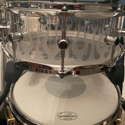 Spaun 5.5x14" Acrylic Snare Drum - 2000's - Clear w/ Sanblasted Flames image 3
