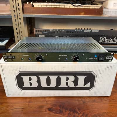 Burl B32 Vancouver 32x2 Summing Box - Box and Packaging Mint image 9