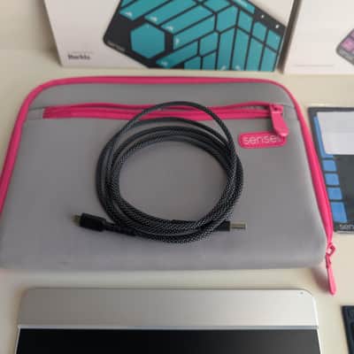 Sensel Morph MIDI Controller w/ Carrying Case, 4 Overlays, and Developers Cable image 7