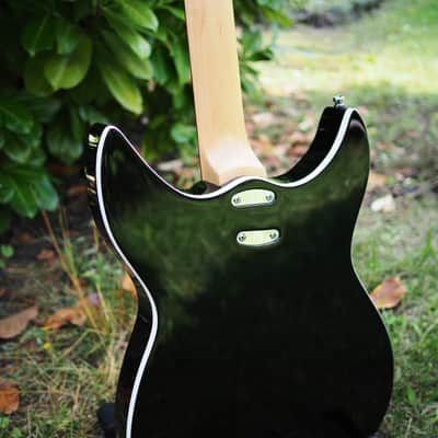 Godin Richmond Dorchester image 5