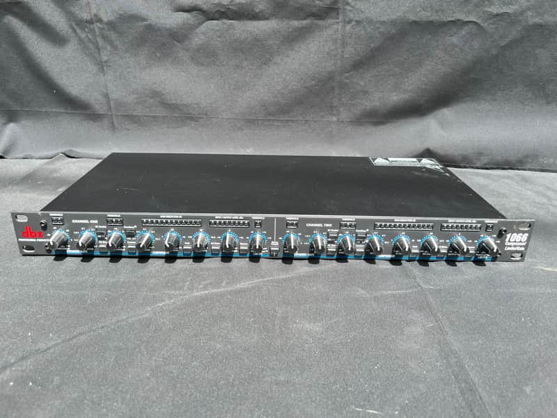 dbx 1066 Dual-Channel Compressor / Limiter / Gate 2010s - Black image 1