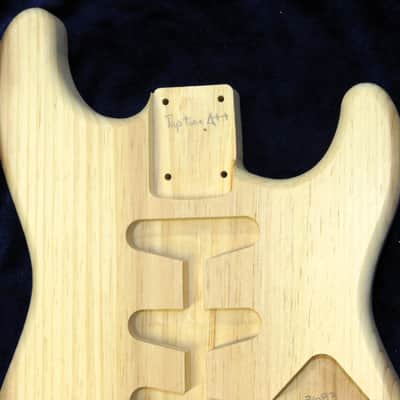 Aged Barnwood Pine Strat Style body - 2lbs11oz #3683  *IMPORT CHARGES INCLUDED image 3
