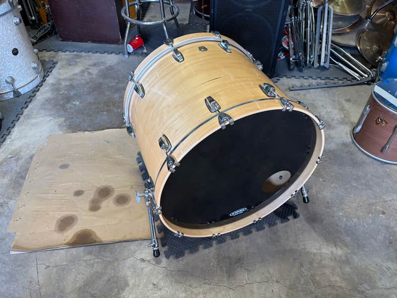 Ludwig 24” Maple Thermogloss Bass Drum image 1