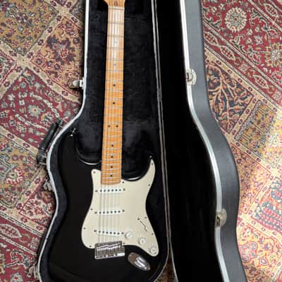 Fender Stratocaster 2003 - Black image 3