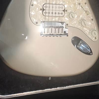 Fender Big Aplple Stratocaster 1997 - Shoreline Gold image 2