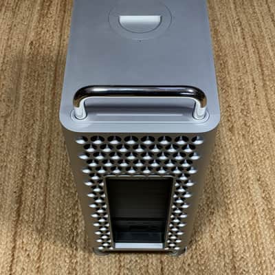 Apple Mac Pro 7,1 2019 - Silver image 5