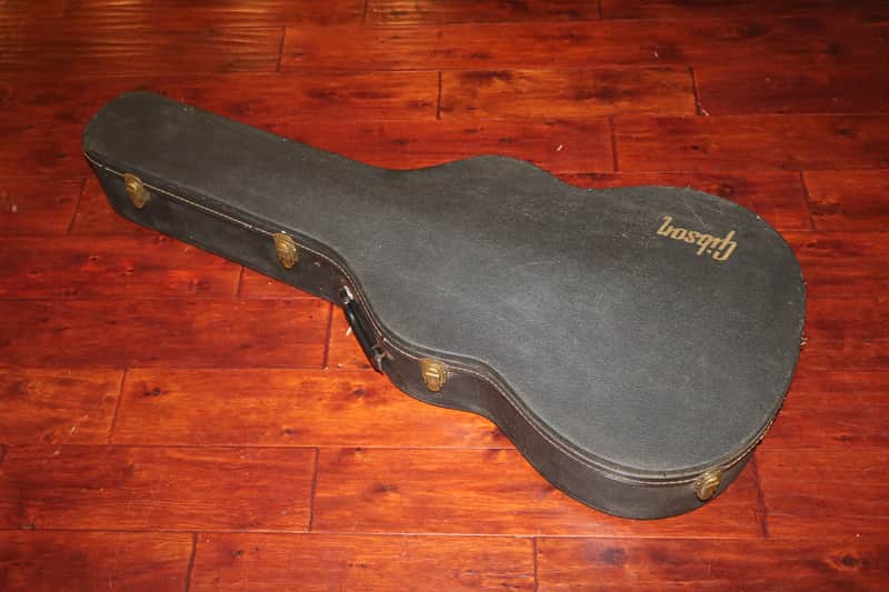 Gibson Dreadnought Case 1970-1974 image 1