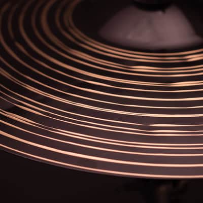 Meinl 17" Classics Custom Dark Crash image 3
