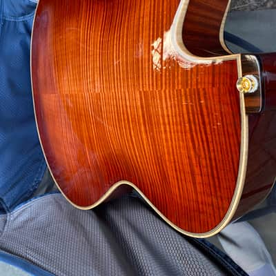 Comins Custom  17” Archtop - 2017 Violin Burst with custom Calton case image 9