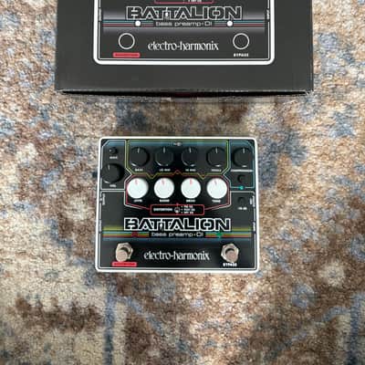 Electro-Harmonix Battalion Bass Preamp/DI 2017 - Present Black Graphic image 1