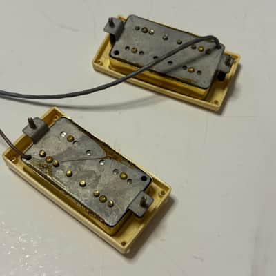 Series 10 Les Paul PAF Style burst Humbucker aged gold cover and rings Vintage 90s image 4