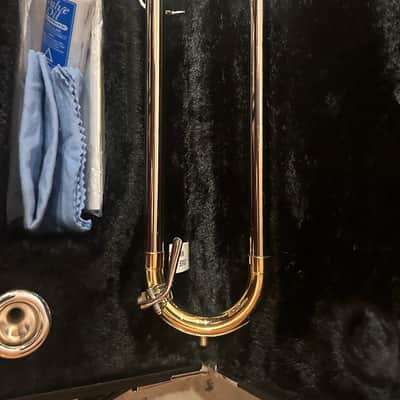 Yamaha YSL-354V Valve Trombone with mouthpiece - Excellent Condition image 11