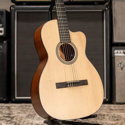 Martin 000C12-16E Nylon Acoustic/Electric Guitar with Structured Gig Bag image 13