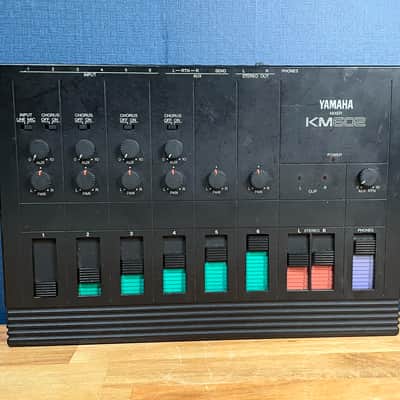 Yamaha KM602 6-Channel Mixer w/ Great Analog Stereo Chorus Effects