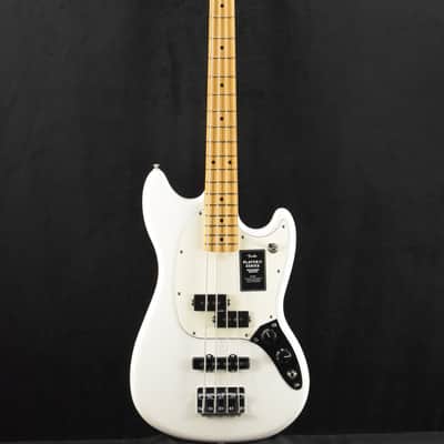 Fender Player II Mustang Bass PJ Polar White Maple Fingerboard image 2