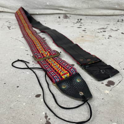 Vintage 1960s Guitar Strap Hippie-Hootenanny Pattern Strap Poor Condition image 3
