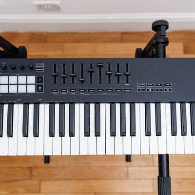 Novation Launchkey 61 MKIII MIDI Keyboard Controller 2020 - Present - Black