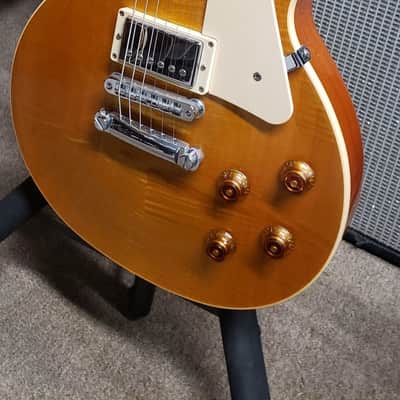 Gibson Les Paul Standard 50s Figured Top - Honey Amber- Used Excellent image 2