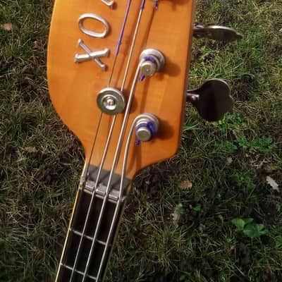 Vox Teardrop bass lefty  sunburst image 12