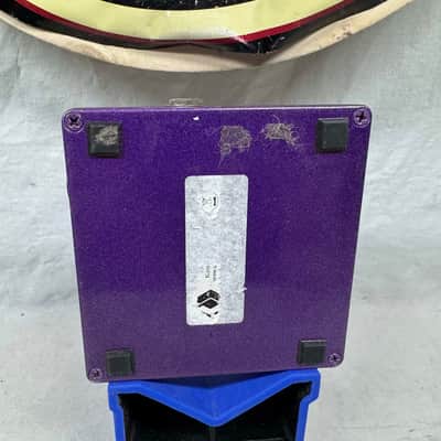 Diamond Effects Vibrato v1 Chorus Vibrato Pedal with Power Supply image 8