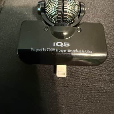 Zoom iQ5 Stereo Lightning Microphone 2010s - Black image 2