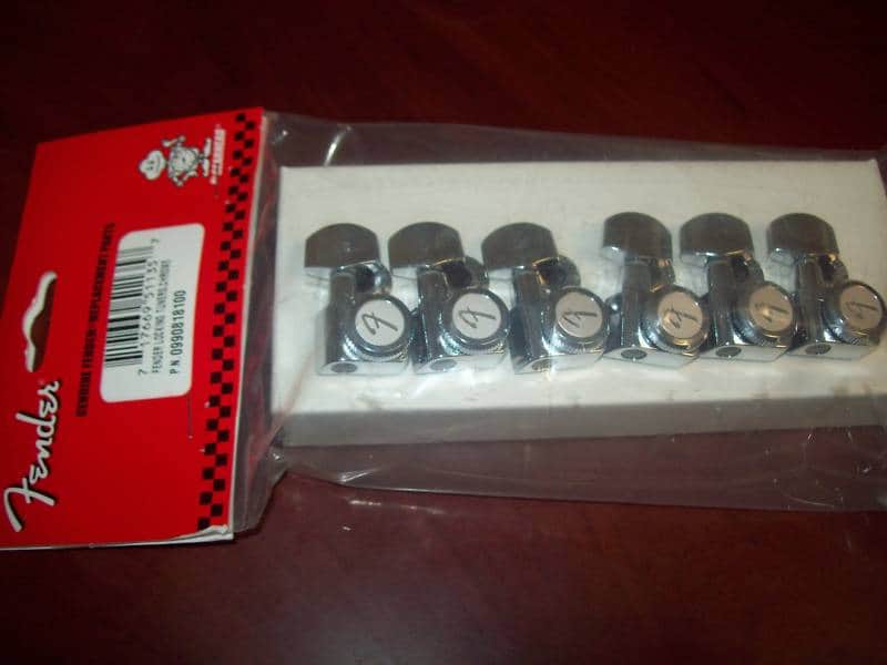 Fender Locking Tuners, "F" Logo - POLISHED CHROME, 099-0818-100 image 1