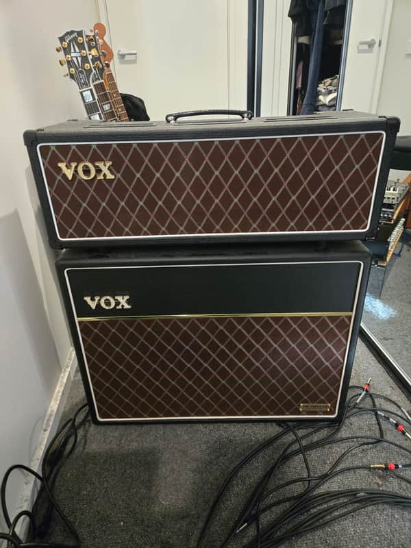 Vox V12HWRX 2025 Handwired 2x12 Cabinet image 1