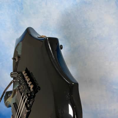 ESP Edwards Japan EK-105GA DIR EN GREY Kaoru Ganesha Signature