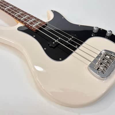 G&L LB-100 Tribute 2020 Olympic White image 11