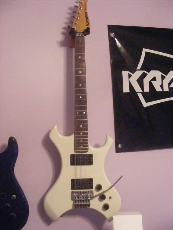 Kramer Floyd Rose signature model. 1983 white image 1