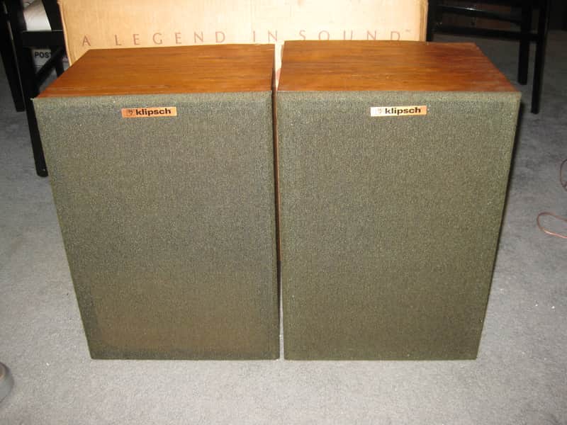Vintage Klipsch KG2 2-way large bookshelf or floor speakers w/original box image 1