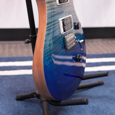 PRS SE Custom 24 2024 - Blue Fade image 5