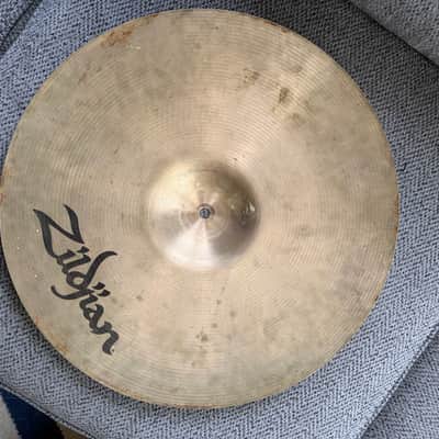 Zildjian Avedis 18” rock crash image 2