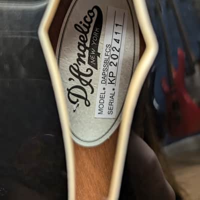 D'Angelico Premier SS Semi-Hollow Single Cutaway with Stop-Bar Tailpiece, Ovangkol Fretboard 2020 - 2022 - Black Flake image 3