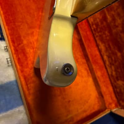 Fender Musicmaster with Rosewood Fretboard 1961 - 1964 - Olympic White image 11