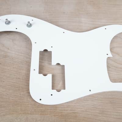 Fender PB62 PB57 LH Precision P Bass Pickguard Left Handed Prewired Loaded with Pots, Capacitor, and Jack MIJ / CIJ White 1 Ply Unused Old Stock 13 Hole Vintage Style Reissue image 2