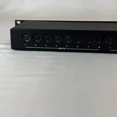 JL Cooper MSB+ Rev 2 - 8x8 MIDI Router, Patch bay image 7