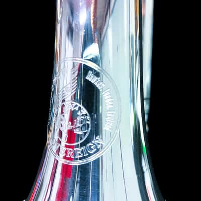 Besson Boosey & Hawkes Sovereign Cornet • Silver-Plated Eb image 4