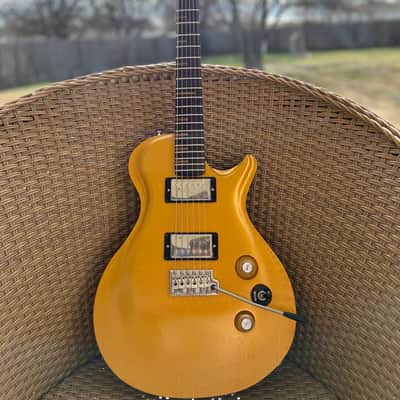 Gravity Single cut Goldtop 2026 - Nitro Aztec Gold image 1