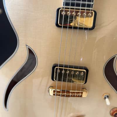 Hofner Verythin Classic Early 2000s (2003??) - Cream image 1